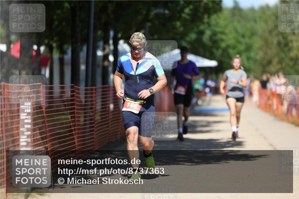 07.09.2025 - 19. Norderstedt Triathlon Michael Strokosch http://msf.ph/oto/8737363 07.09.2025 13:44:25 Laufen 166, 298, 314 meine-sportfotos.de