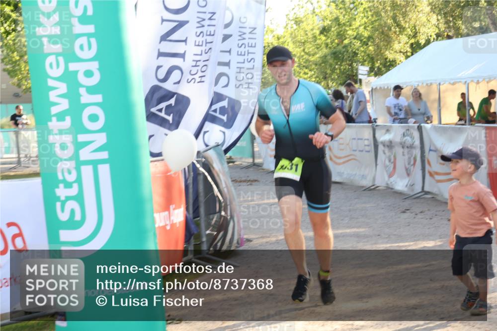 07.09.2025 - 19. Norderstedt Triathlon Luisa Fischer http://msf.ph/oto/8737368 07.09.2025 16:43:59 Ziel 1602, 1631 meine-sportfotos.de