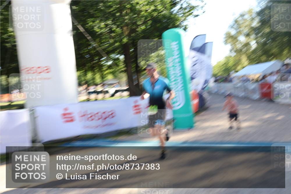 07.09.2025 - 19. Norderstedt Triathlon Luisa Fischer http://msf.ph/oto/8737383 07.09.2025 16:44:01 Ziel 1602, 1631 meine-sportfotos.de