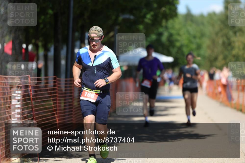07.09.2025 - 19. Norderstedt Triathlon Michael Strokosch http://msf.ph/oto/8737404 07.09.2025 13:44:25 Laufen 166, 298, 314 meine-sportfotos.de