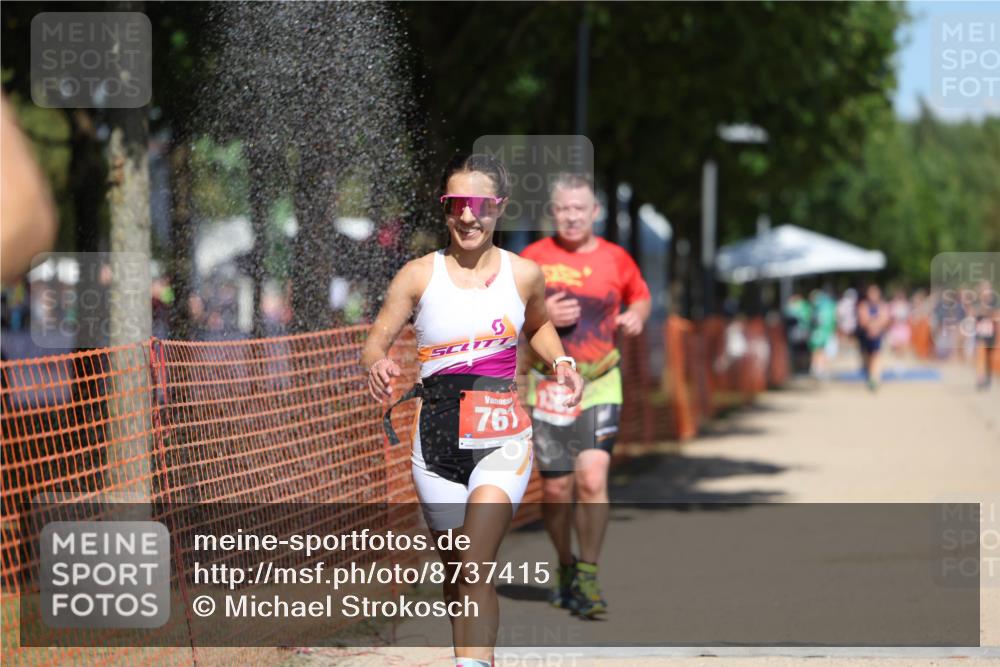 07.09.2025 - 19. Norderstedt Triathlon Michael Strokosch http://msf.ph/oto/8737415 07.09.2025 13:04:32 Laufen 141, 767, 1297, 1307 meine-sportfotos.de