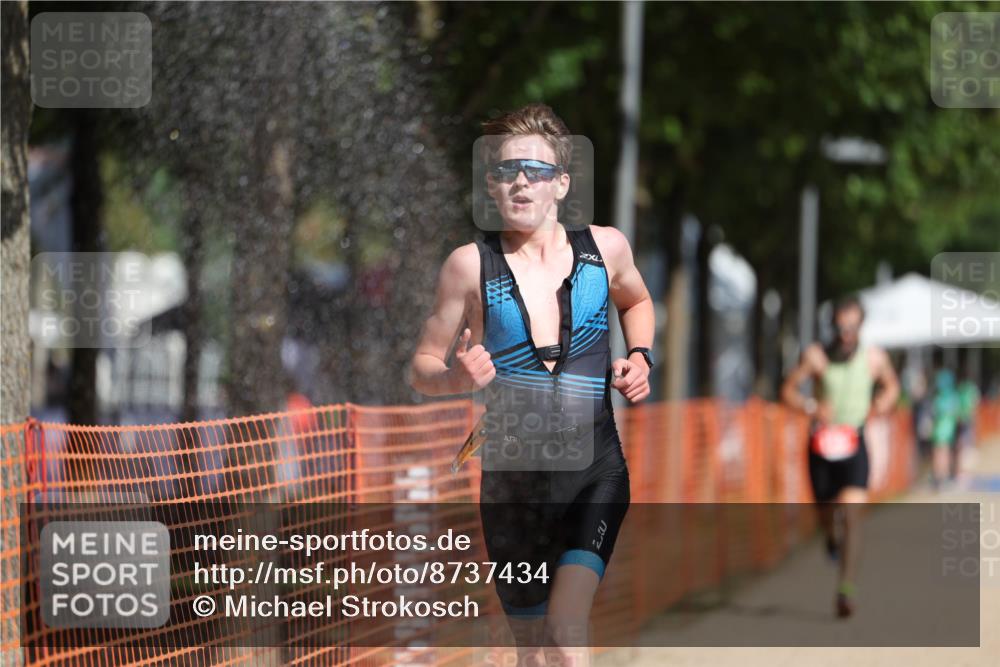 07.09.2025 - 19. Norderstedt Triathlon Michael Strokosch http://msf.ph/oto/8737434 07.09.2025 11:49:00 Laufen 196, 1171, 1355, 1394 meine-sportfotos.de