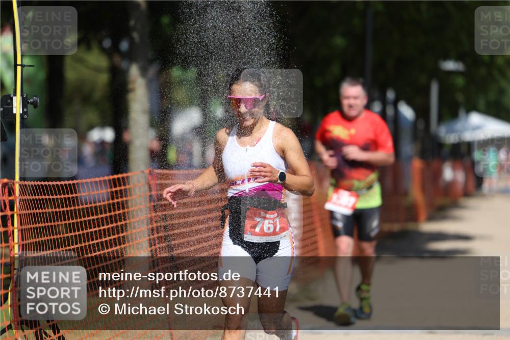 07.09.2025 - 19. Norderstedt Triathlon Michael Strokosch http://msf.ph/oto/8737441 07.09.2025 13:04:32 Laufen 141, 767, 1297, 1307 meine-sportfotos.de