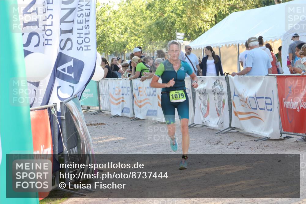 07.09.2025 - 19. Norderstedt Triathlon Luisa Fischer http://msf.ph/oto/8737444 07.09.2025 16:44:19 Ziel 1079 meine-sportfotos.de