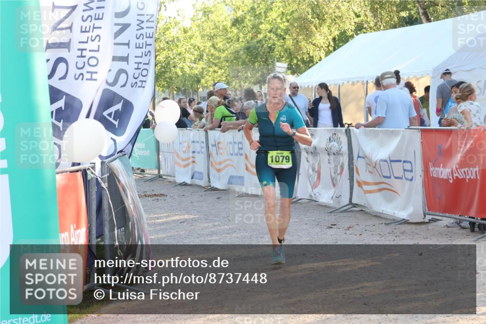 07.09.2025 - 19. Norderstedt Triathlon Luisa Fischer http://msf.ph/oto/8737448 07.09.2025 16:44:19 Ziel 1079 meine-sportfotos.de