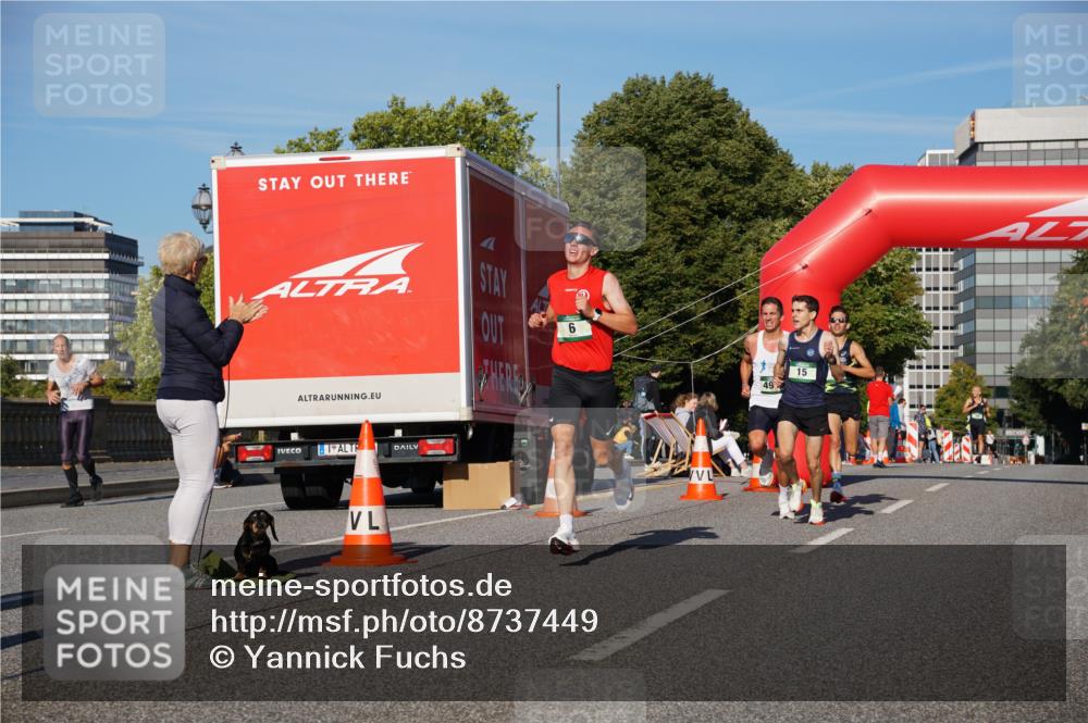 07.09.2025 - BARMER Alsterlauf Yannick Fuchs http://msf.ph/oto/8737449 07.09.2025 09:23:51 Laufen 6, 49, 15 meine-sportfotos.de