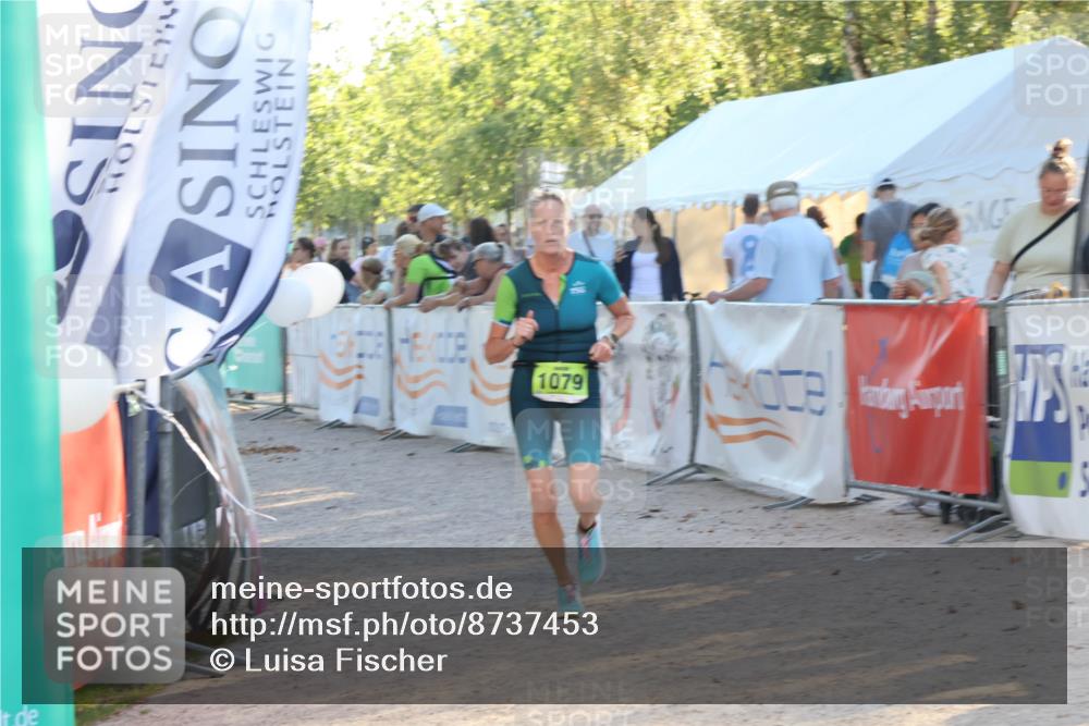 07.09.2025 - 19. Norderstedt Triathlon Luisa Fischer http://msf.ph/oto/8737453 07.09.2025 16:44:19 Ziel 1079 meine-sportfotos.de