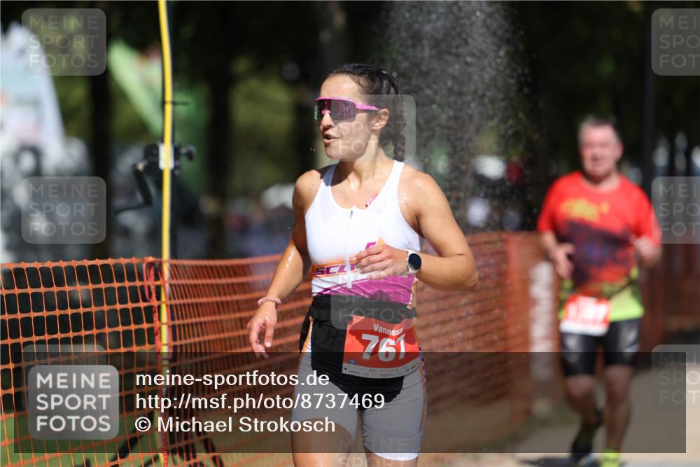07.09.2025 - 19. Norderstedt Triathlon Michael Strokosch http://msf.ph/oto/8737469 07.09.2025 13:04:33 Laufen 141, 767, 1297, 1307 meine-sportfotos.de