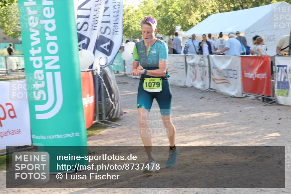 07.09.2025 - 19. Norderstedt Triathlon Luisa Fischer http://msf.ph/oto/8737478 07.09.2025 16:44:21 Ziel 1079 meine-sportfotos.de