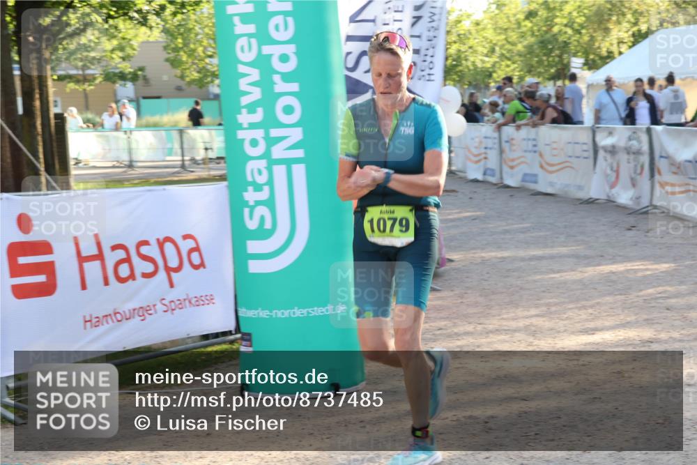 07.09.2025 - 19. Norderstedt Triathlon Luisa Fischer http://msf.ph/oto/8737485 07.09.2025 16:44:21 Ziel 1079 meine-sportfotos.de