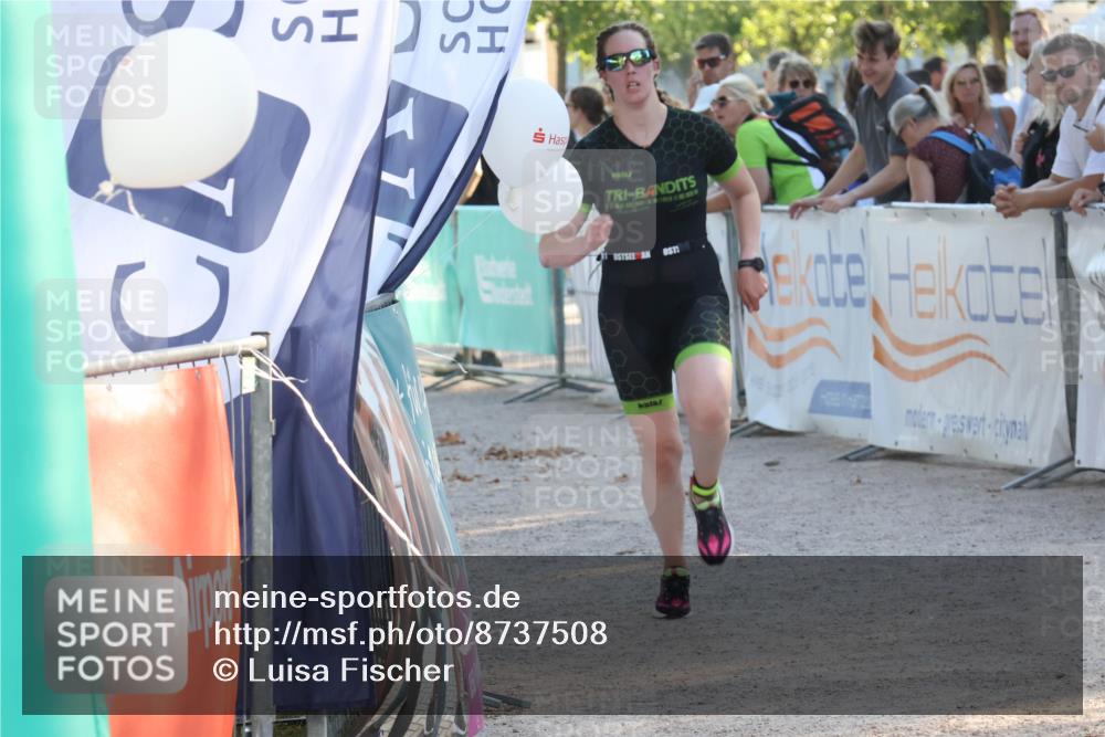 07.09.2025 - 19. Norderstedt Triathlon Luisa Fischer http://msf.ph/oto/8737508 07.09.2025 16:45:04 Ziel 1082 meine-sportfotos.de