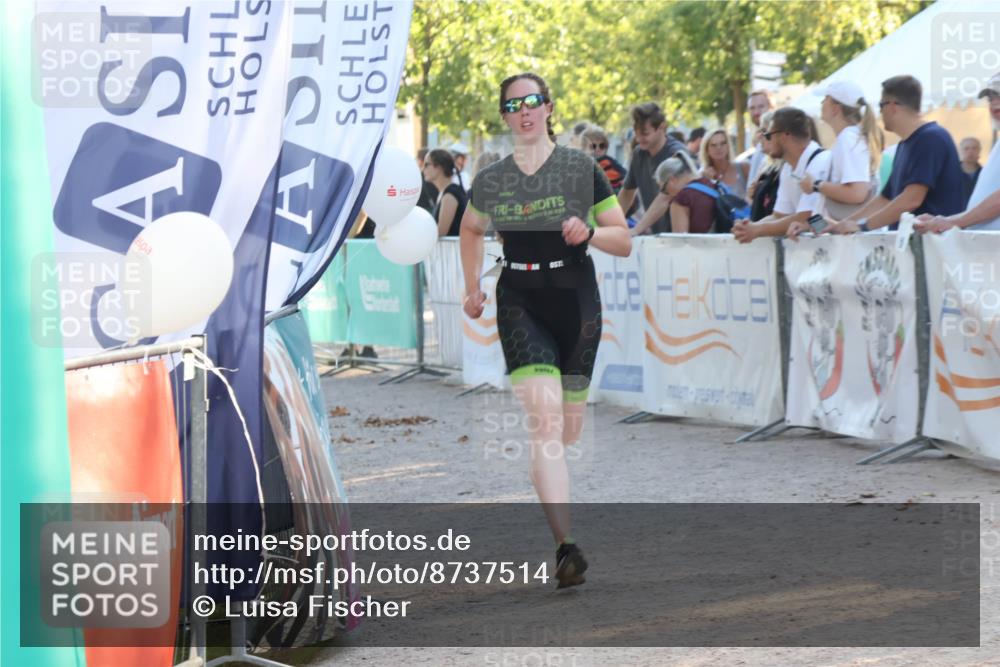 07.09.2025 - 19. Norderstedt Triathlon Luisa Fischer http://msf.ph/oto/8737514 07.09.2025 16:45:05 Ziel 1082 meine-sportfotos.de