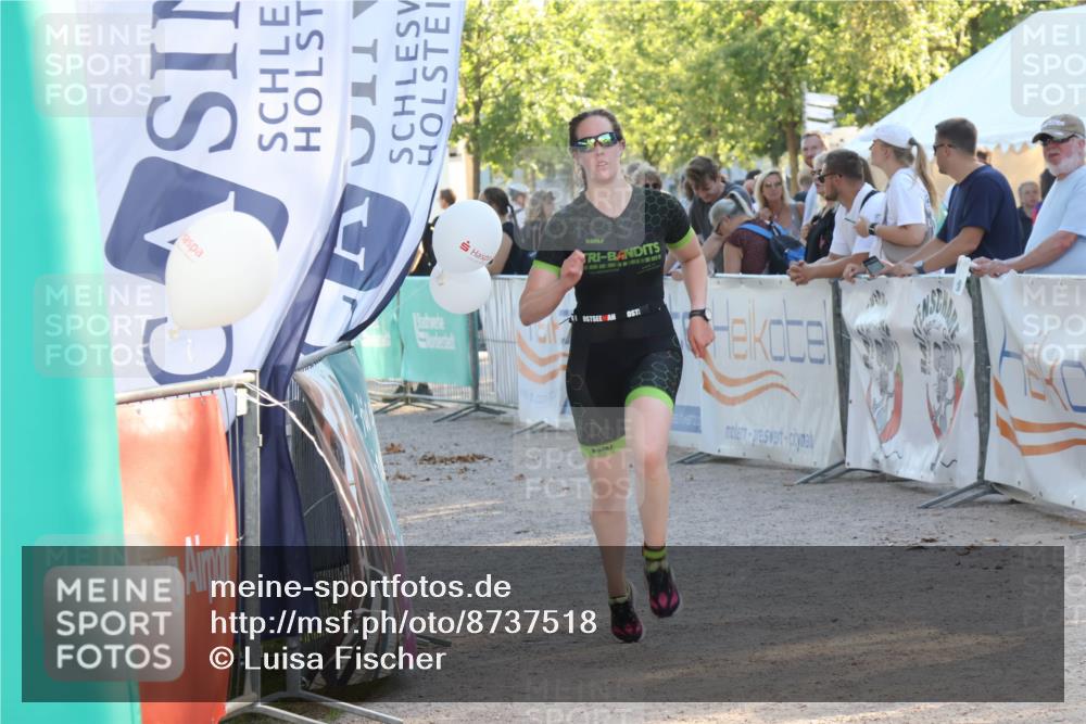 07.09.2025 - 19. Norderstedt Triathlon Luisa Fischer http://msf.ph/oto/8737518 07.09.2025 16:45:05 Ziel 1082 meine-sportfotos.de