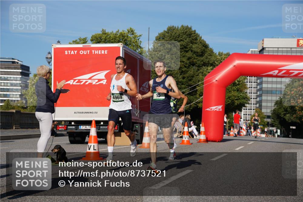 07.09.2025 - BARMER Alsterlauf Yannick Fuchs http://msf.ph/oto/8737521 07.09.2025 09:23:53 Laufen 4969 meine-sportfotos.de