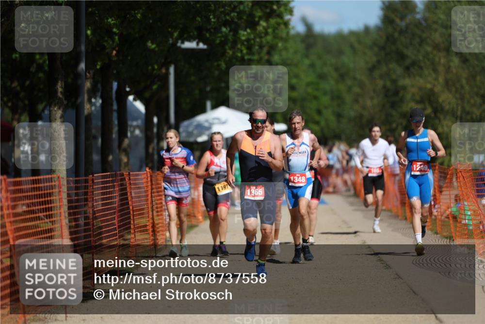 07.09.2025 - 19. Norderstedt Triathlon Michael Strokosch http://msf.ph/oto/8737558 07.09.2025 12:28:25 Laufen 165, 1249, 1348, 1365 meine-sportfotos.de