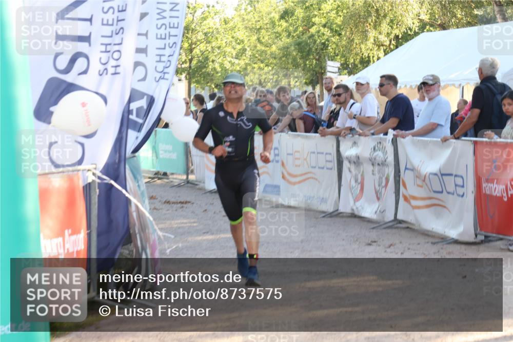 07.09.2025 - 19. Norderstedt Triathlon Luisa Fischer http://msf.ph/oto/8737575 07.09.2025 16:45:08 Ziel 1082, 1609 meine-sportfotos.de
