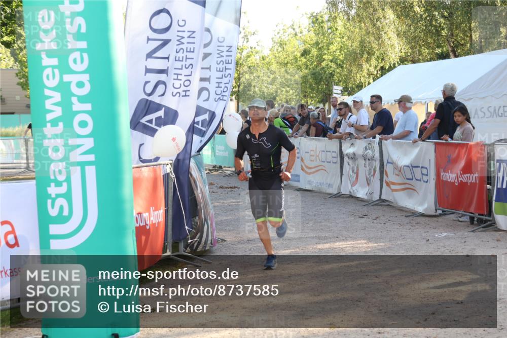 07.09.2025 - 19. Norderstedt Triathlon Luisa Fischer http://msf.ph/oto/8737585 07.09.2025 16:45:09 Ziel 1082, 1609 meine-sportfotos.de