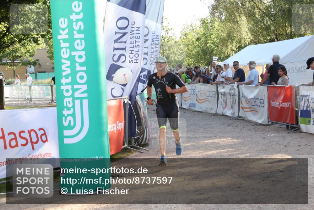 07.09.2025 - 19. Norderstedt Triathlon Luisa Fischer http://msf.ph/oto/8737597 07.09.2025 16:45:09 Ziel 1082, 1609 meine-sportfotos.de