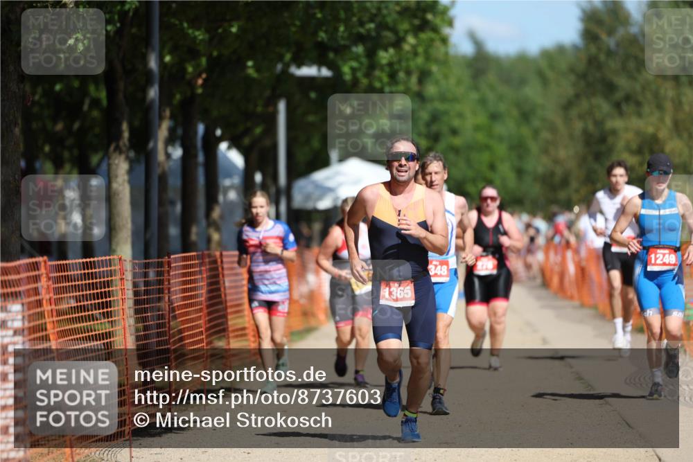 07.09.2025 - 19. Norderstedt Triathlon Michael Strokosch http://msf.ph/oto/8737603 07.09.2025 12:28:27 Laufen 165, 1197, 1249, 1348, 1365 meine-sportfotos.de