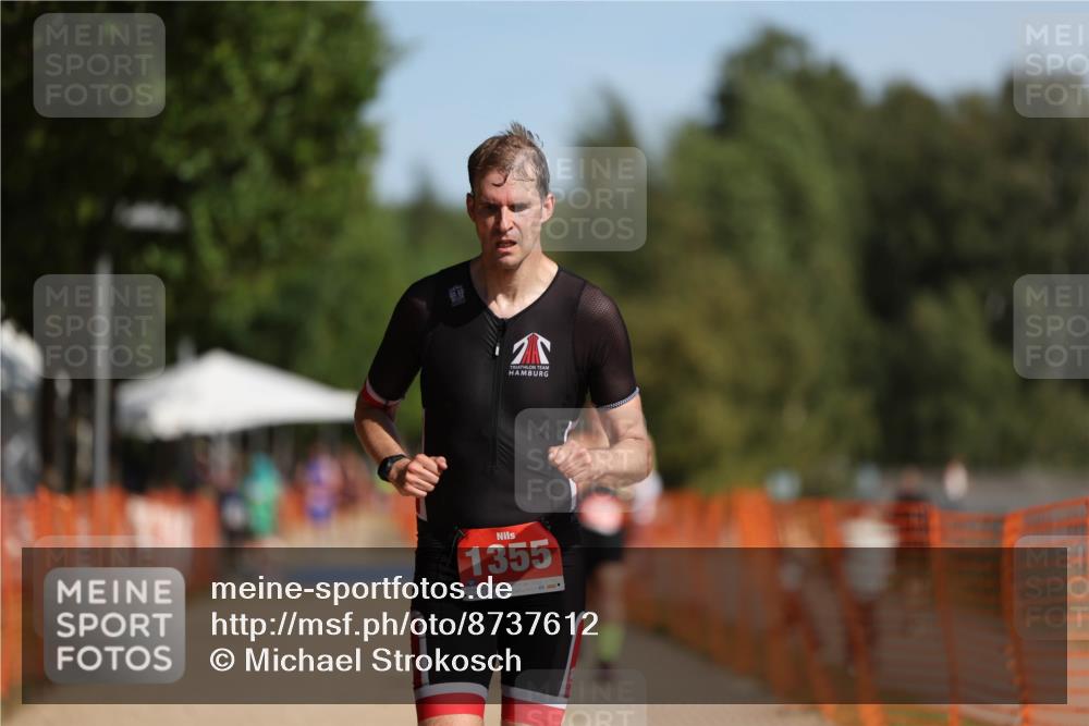 07.09.2025 - 19. Norderstedt Triathlon Michael Strokosch http://msf.ph/oto/8737612 07.09.2025 11:49:07 Laufen 196, 1278, 1355, 1394 meine-sportfotos.de