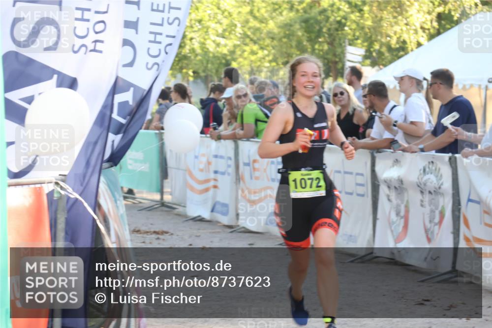 07.09.2025 - 19. Norderstedt Triathlon Luisa Fischer http://msf.ph/oto/8737623 07.09.2025 16:45:16 Ziel 1052, 1072, 1609 meine-sportfotos.de