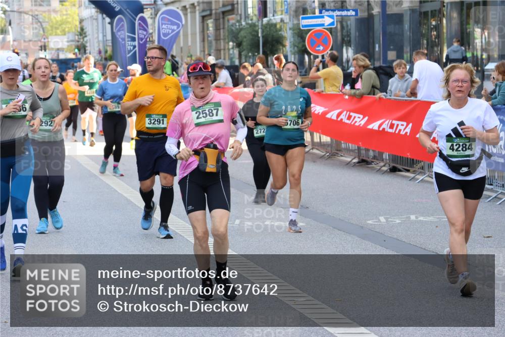 07.09.2025 - BARMER Alsterlauf Strokosch-Dieckow http://msf.ph/oto/8737642 07.09.2025 10:19:19 Ziel 3488, 3566, 3643, 3936, 4395, 4509, 4510, 4975, 5503, 5560, 5698, 6319 meine-sportfotos.de