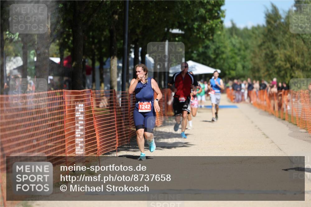 07.09.2025 - 19. Norderstedt Triathlon Michael Strokosch http://msf.ph/oto/8737658 07.09.2025 13:04:46 Laufen 195, 239, 786, 1242, 1295 meine-sportfotos.de