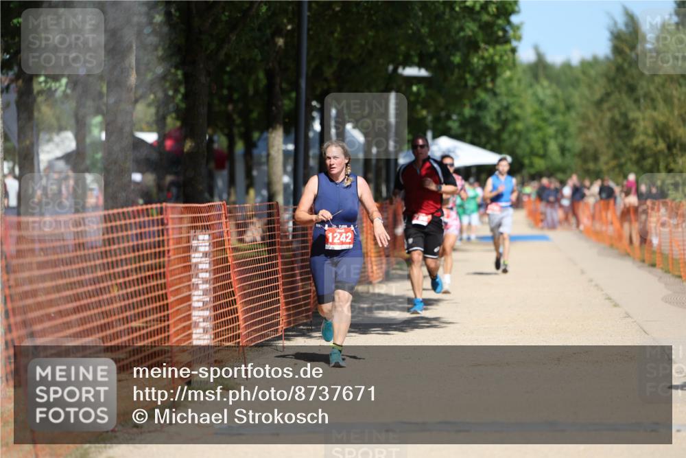 07.09.2025 - 19. Norderstedt Triathlon Michael Strokosch http://msf.ph/oto/8737671 07.09.2025 13:04:46 Laufen 195, 239, 786, 1242, 1295 meine-sportfotos.de