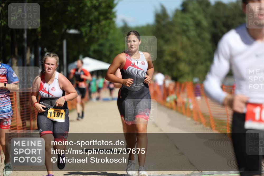 07.09.2025 - 19. Norderstedt Triathlon Michael Strokosch http://msf.ph/oto/8737675 07.09.2025 12:28:33 Laufen 165, 278, 736, 1197, 1249, 1348, 1365 meine-sportfotos.de