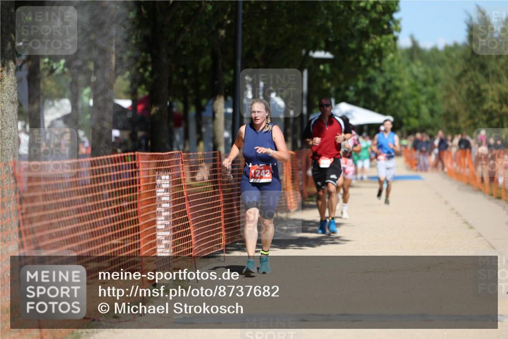 07.09.2025 - 19. Norderstedt Triathlon Michael Strokosch http://msf.ph/oto/8737682 07.09.2025 13:04:46 Laufen 195, 239, 786, 1242, 1295 meine-sportfotos.de