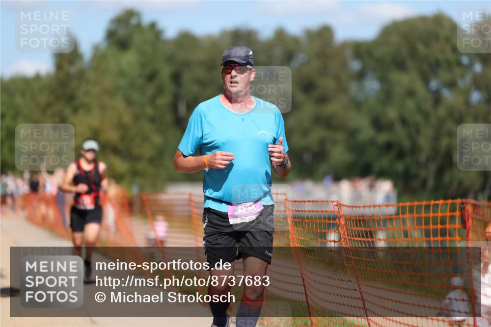07.09.2025 - 19. Norderstedt Triathlon Michael Strokosch http://msf.ph/oto/8737683 07.09.2025 13:44:54 Laufen 315, 328, 341, 841 meine-sportfotos.de