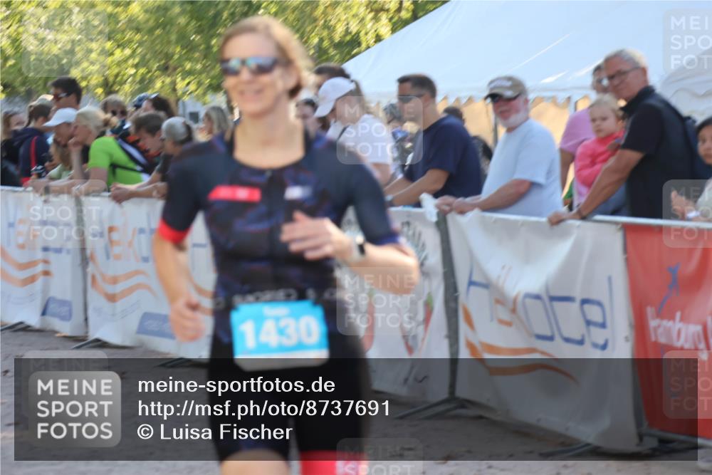 07.09.2025 - 19. Norderstedt Triathlon Luisa Fischer http://msf.ph/oto/8737691 07.09.2025 16:45:34 Ziel 1430 meine-sportfotos.de