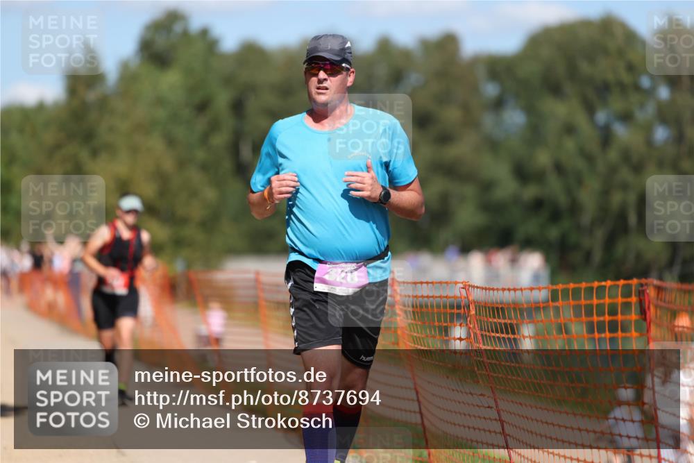 07.09.2025 - 19. Norderstedt Triathlon Michael Strokosch http://msf.ph/oto/8737694 07.09.2025 13:44:54 Laufen 315, 328, 341, 841 meine-sportfotos.de