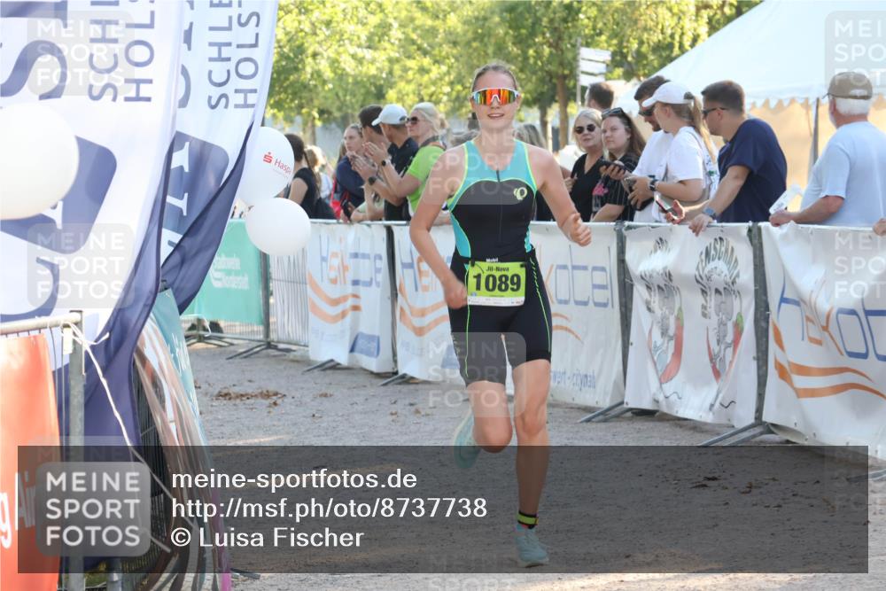 07.09.2025 - 19. Norderstedt Triathlon Luisa Fischer http://msf.ph/oto/8737738 07.09.2025 16:45:50 Ziel 1089 meine-sportfotos.de