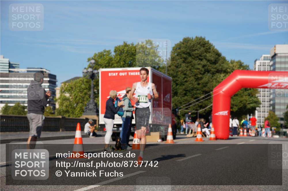 07.09.2025 - BARMER Alsterlauf Yannick Fuchs http://msf.ph/oto/8737742 07.09.2025 09:24:17 Laufen  meine-sportfotos.de