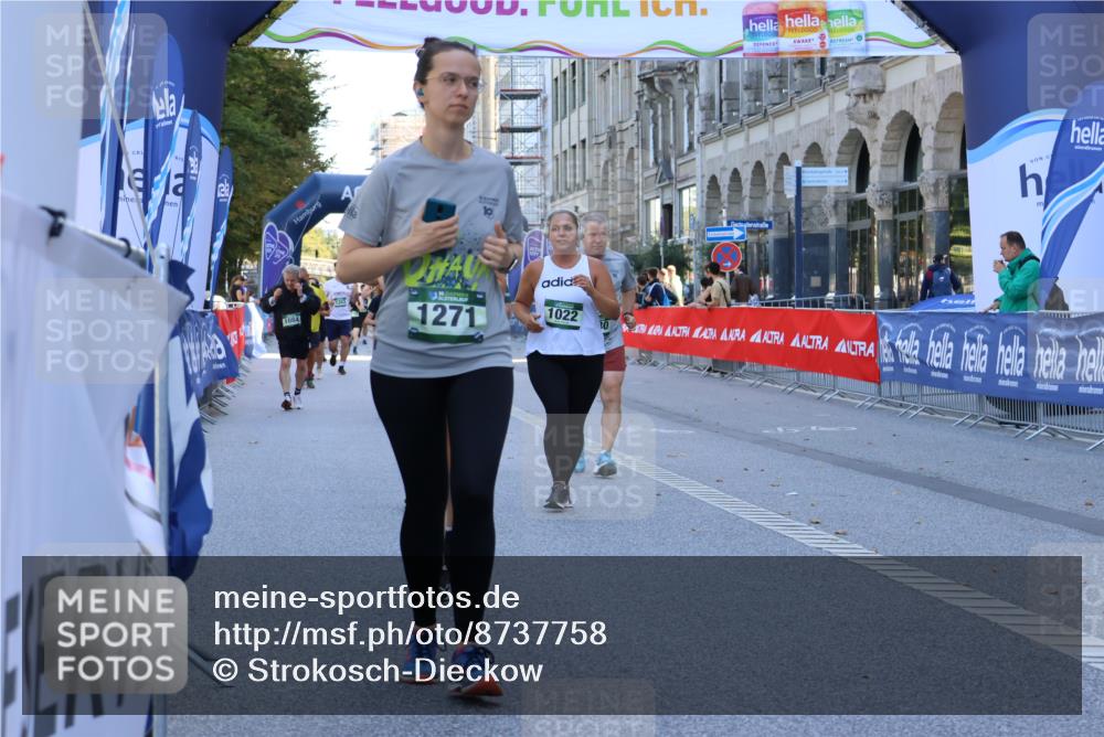 07.09.2025 - BARMER Alsterlauf Strokosch-Dieckow http://msf.ph/oto/8737758 07.09.2025 11:44:03 Ziel 1093, 1099, 1152, 1153, 1242 meine-sportfotos.de