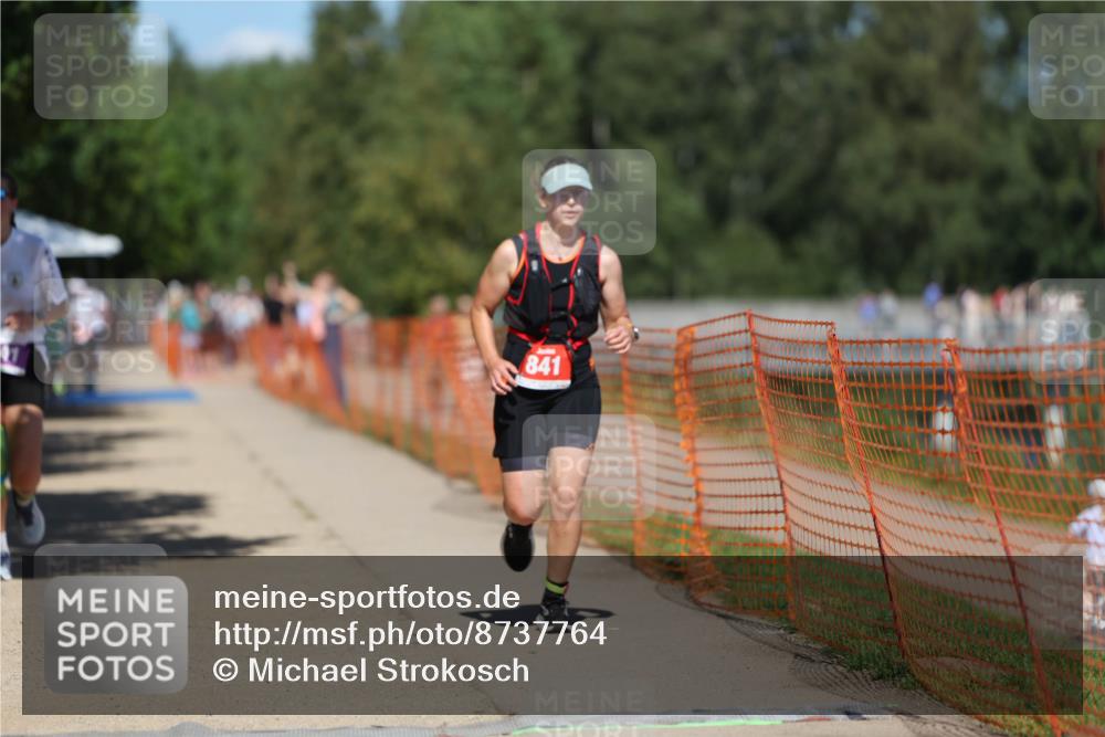 07.09.2025 - 19. Norderstedt Triathlon Michael Strokosch http://msf.ph/oto/8737764 07.09.2025 13:44:56 Laufen 315, 328, 341, 841 meine-sportfotos.de