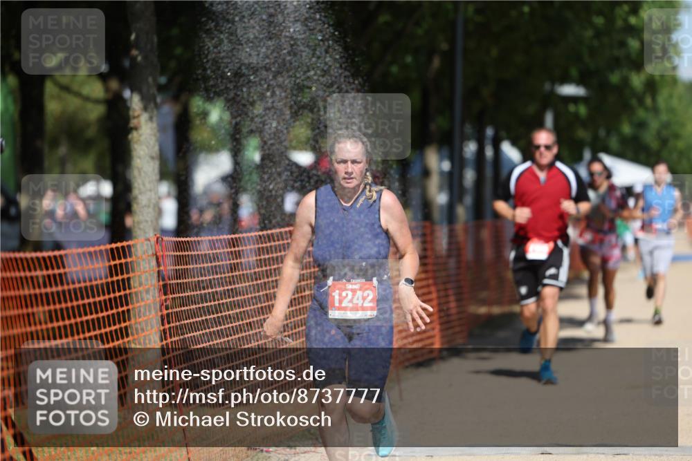 07.09.2025 - 19. Norderstedt Triathlon Michael Strokosch http://msf.ph/oto/8737777 07.09.2025 13:04:49 Laufen 195, 239, 786, 1242, 1295 meine-sportfotos.de