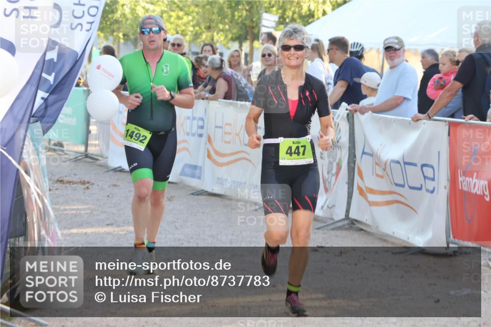 07.09.2025 - 19. Norderstedt Triathlon Luisa Fischer http://msf.ph/oto/8737783 07.09.2025 16:45:58 Ziel 447, 1089, 1492 meine-sportfotos.de