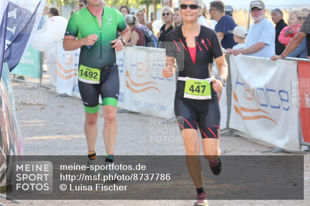 07.09.2025 - 19. Norderstedt Triathlon Luisa Fischer http://msf.ph/oto/8737786 07.09.2025 16:45:59 Ziel 447, 1089, 1492 meine-sportfotos.de