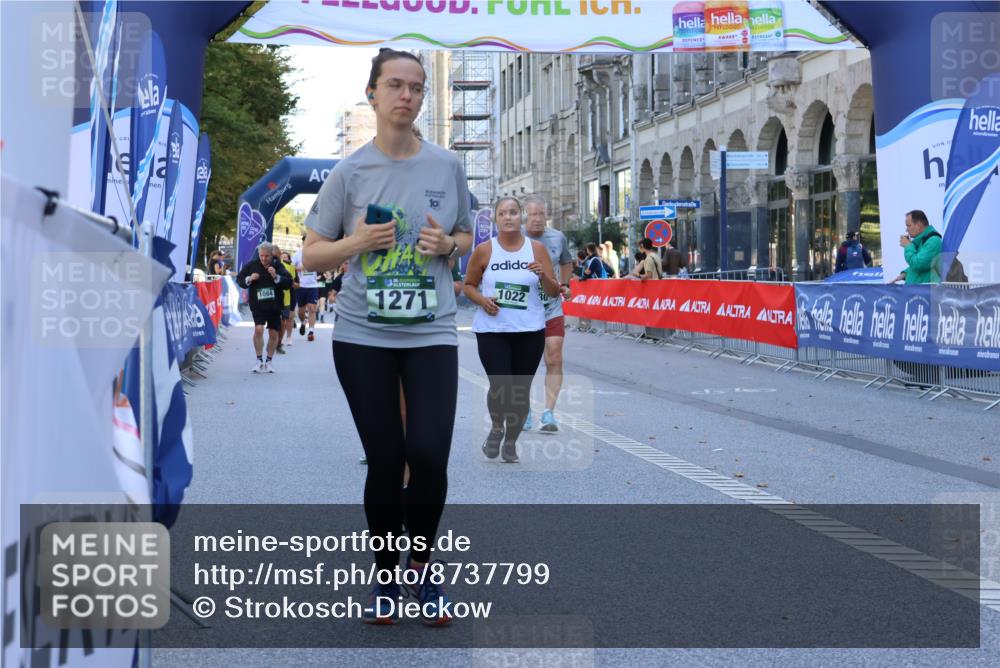 07.09.2025 - BARMER Alsterlauf Strokosch-Dieckow http://msf.ph/oto/8737799 07.09.2025 11:44:03 Ziel 1093, 1099, 1152, 1153, 1242 meine-sportfotos.de