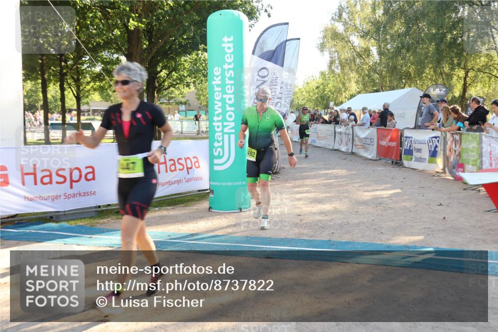 07.09.2025 - 19. Norderstedt Triathlon Luisa Fischer http://msf.ph/oto/8737822 07.09.2025 16:46:02 Ziel 447, 474, 1492 meine-sportfotos.de