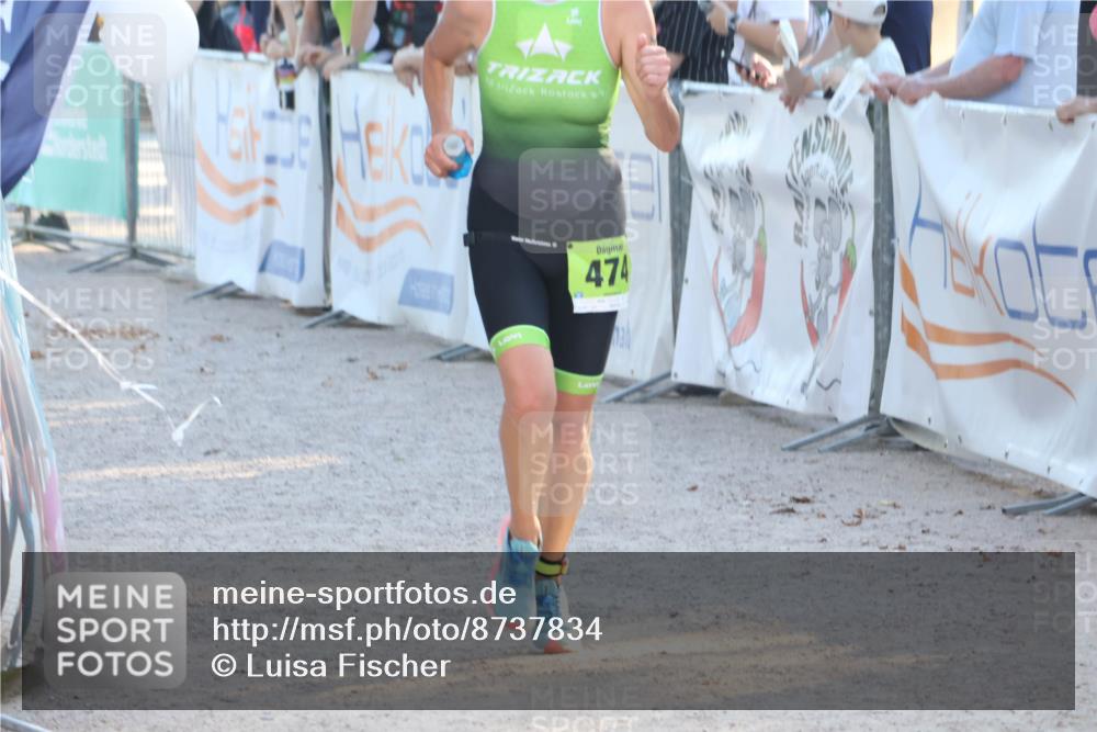 07.09.2025 - 19. Norderstedt Triathlon Luisa Fischer http://msf.ph/oto/8737834 07.09.2025 16:46:04 Ziel 447, 474, 1492 meine-sportfotos.de
