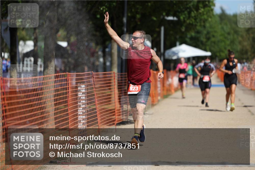 07.09.2025 - 19. Norderstedt Triathlon Michael Strokosch http://msf.ph/oto/8737851 07.09.2025 12:28:53 Laufen 267, 823, 1358 meine-sportfotos.de