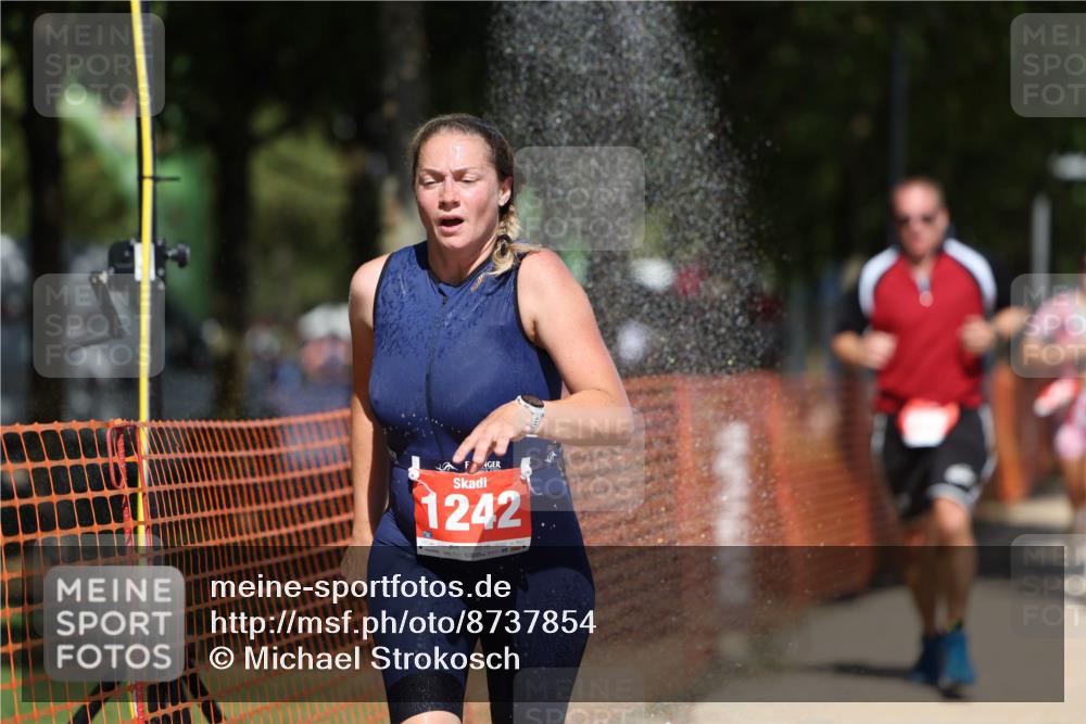07.09.2025 - 19. Norderstedt Triathlon Michael Strokosch http://msf.ph/oto/8737854 07.09.2025 13:04:50 Laufen 195, 239, 786, 1242, 1295 meine-sportfotos.de
