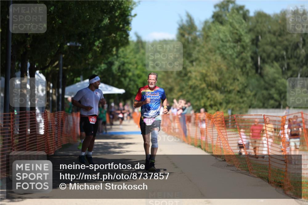 07.09.2025 - 19. Norderstedt Triathlon Michael Strokosch http://msf.ph/oto/8737857 07.09.2025 13:45:15 Laufen 193, 343 meine-sportfotos.de