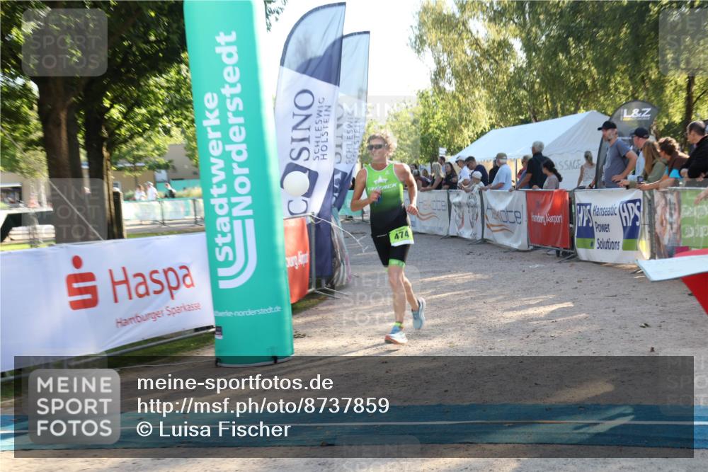 07.09.2025 - 19. Norderstedt Triathlon Luisa Fischer http://msf.ph/oto/8737859 07.09.2025 16:46:06 Ziel 447, 474, 1492 meine-sportfotos.de
