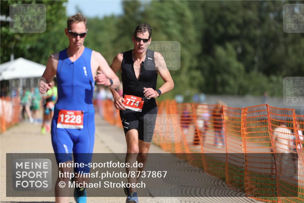 07.09.2025 - 19. Norderstedt Triathlon Michael Strokosch http://msf.ph/oto/8737867 07.09.2025 11:49:35 Laufen 774, 1228 meine-sportfotos.de