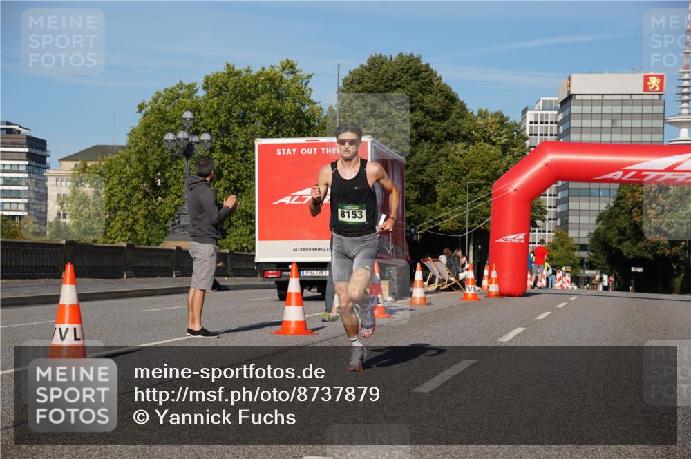 07.09.2025 - BARMER Alsterlauf Yannick Fuchs http://msf.ph/oto/8737879 07.09.2025 09:24:49 Laufen 8153, 1 meine-sportfotos.de