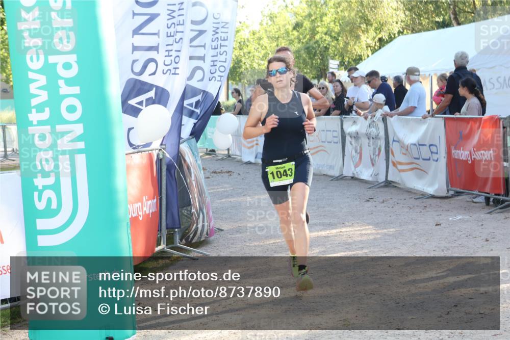 07.09.2025 - 19. Norderstedt Triathlon Luisa Fischer http://msf.ph/oto/8737890 07.09.2025 16:46:10 Ziel 474, 1043, 1621 meine-sportfotos.de
